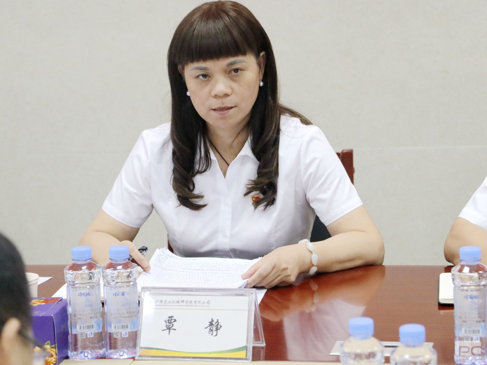 集团公司党委委员、副总经理覃静宣讲党的二十大精神 (2).JPG